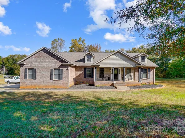 416 Garland St, Shelby, NC 28152