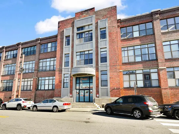 300 Communipaw Avenue image 34 of 34