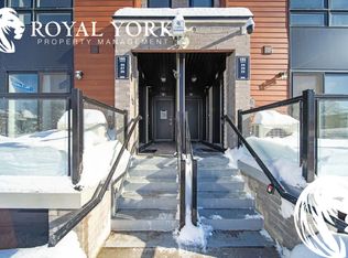 165 Tapscott Rd #28, Toronto, ON M1B2L2