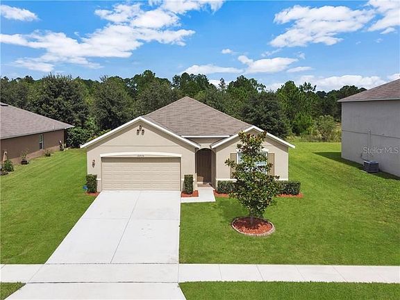 3rd image of 16535 Broadford Ln