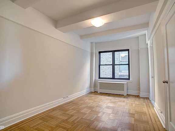 4th image of 785 W End Ave APT 17C