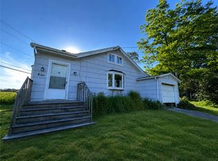 9714 Fargo Rd, East Bethany, NY 14054