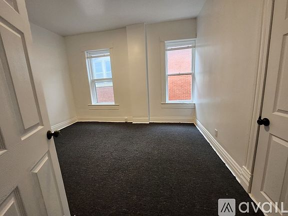 4th image of 1406 Sylvanie St