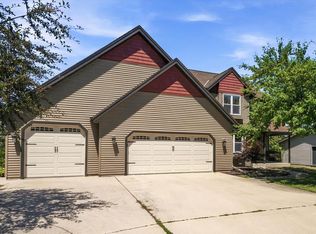 258 Clover LANE, Fredonia, WI 53021