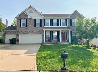 821 Oak Mill Ln, Imperial, MO