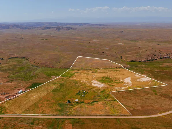 150 Badger Creek Rd, Sheridan, WY 82801