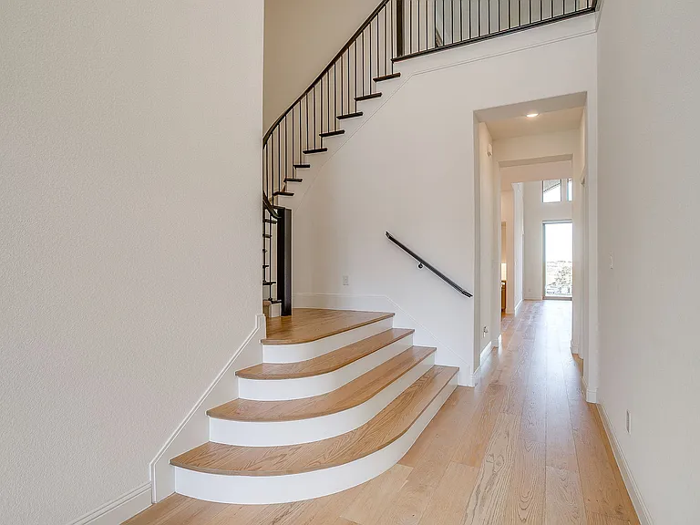 14328 Capridge Rd — Photo 3