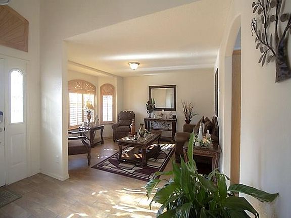 3rd image of 3328 Tierra Palma Dr