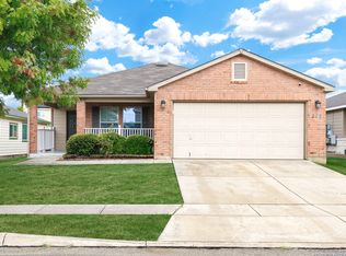 208 Willow Crst, Cibolo, TX 78108