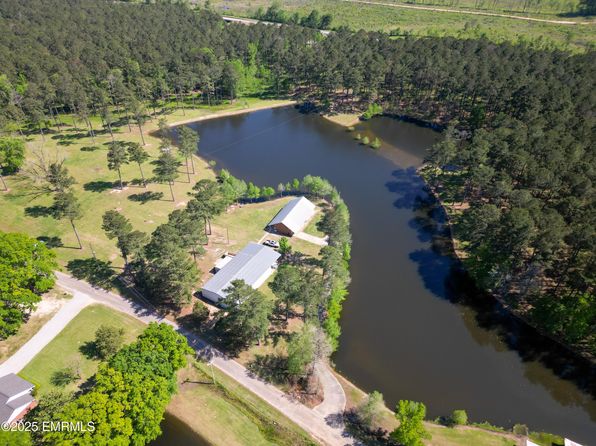 4074 Pleasant Ridge Rd, Hickory, MS 39332