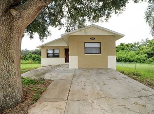 1990 Taylor Lake Cir, Seminole, FL 33778
