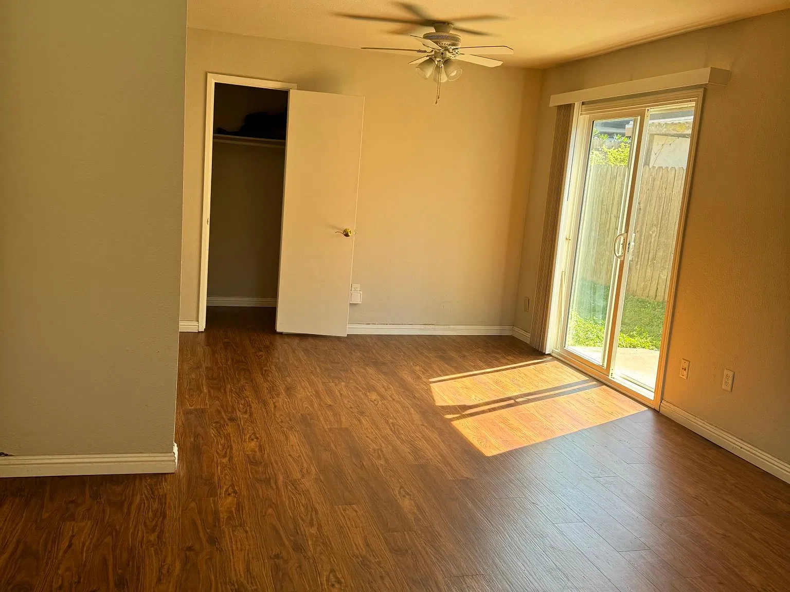 4212 Casa Blanca Ln — Photo 2
