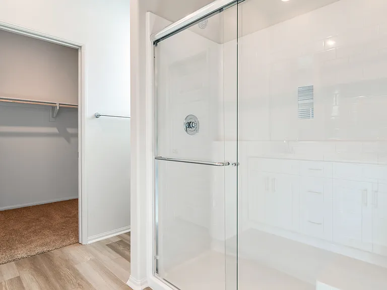 2054 Bergamot St — Photo 10