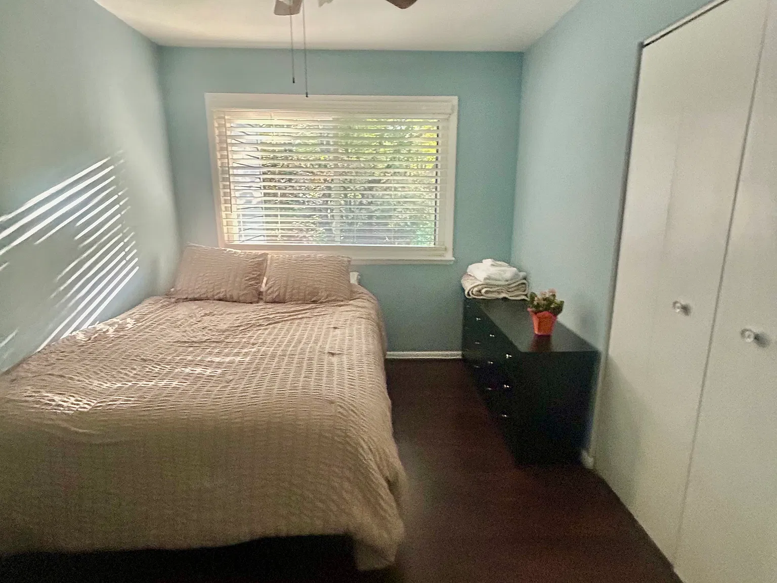 2 bed, 2.5 bath, 1134 sqft, $1,100 — Photo 1