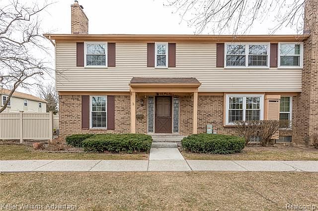 1st image of 21136 W Glen Haven Cir