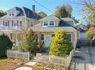 17 River St, Cranston, RI 02905