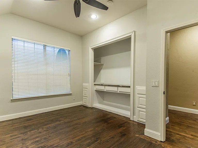 4313 Creekstone Dr — Photo 9