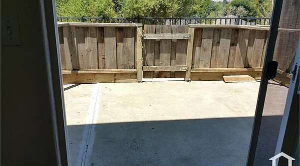 210 Nob Hill Ter #1 — Photo 6