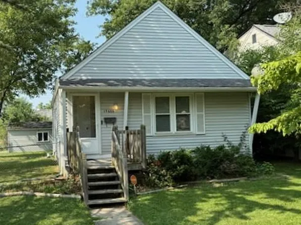 15666 Leona Dr, Redford, MI 48239