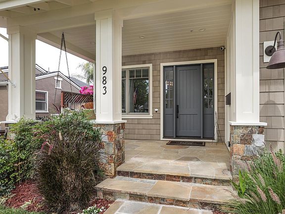 3rd image of 983 Terra Bella Ave