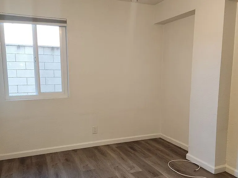 2666 Atlantic Ave — Photo 7