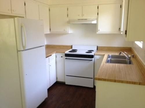2nd image of 1115 Union St APT D