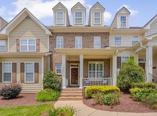 1111 Front Gate Ln, Wake Forest, NC 27587