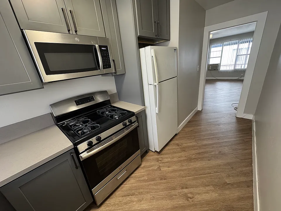 1733 Garfield Pl #16