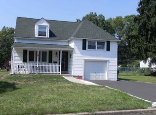 1302 Birchwood Ave, Abington, PA 19001