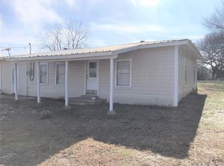 104 Red Bud St, Ravenna, TX 75476