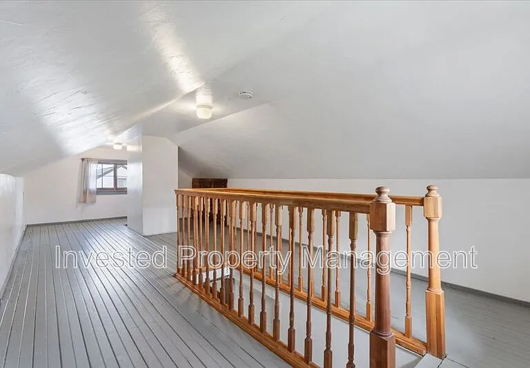 3077 Benton St — Photo 24
