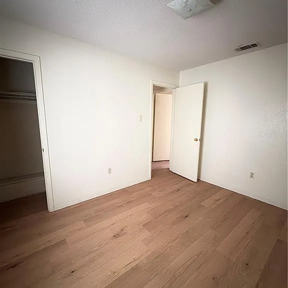 904 W Caffery Ave #2 — Photo 11