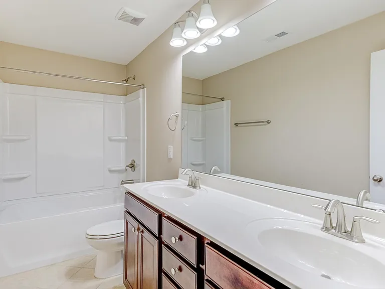 Hallway Full Bath