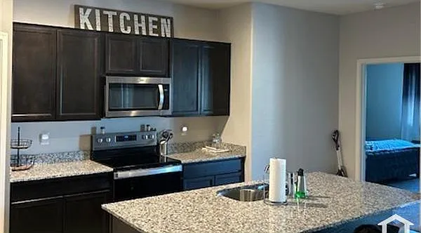 4822 S 113th Ave — Photo 20