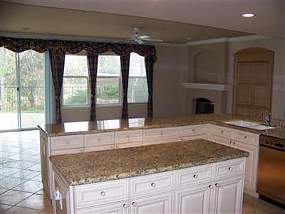 4th image of 1616 Laporte Dr