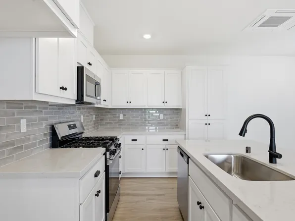 5940 Virtual Ct, San Jose, CA 95119