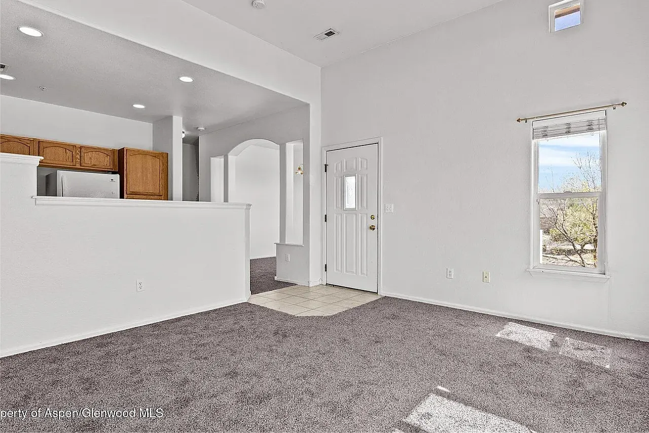 2491 Fountain Greens Pl — Photo 4