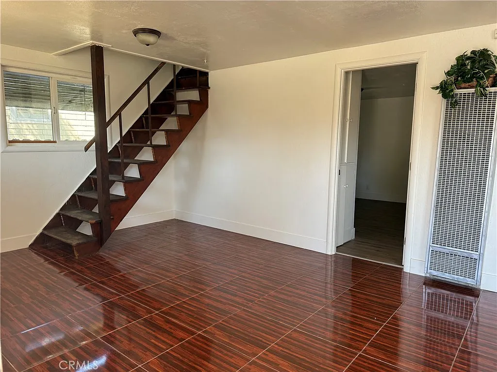 2 bed, 1092 sqft, $1,800 — Photo 3