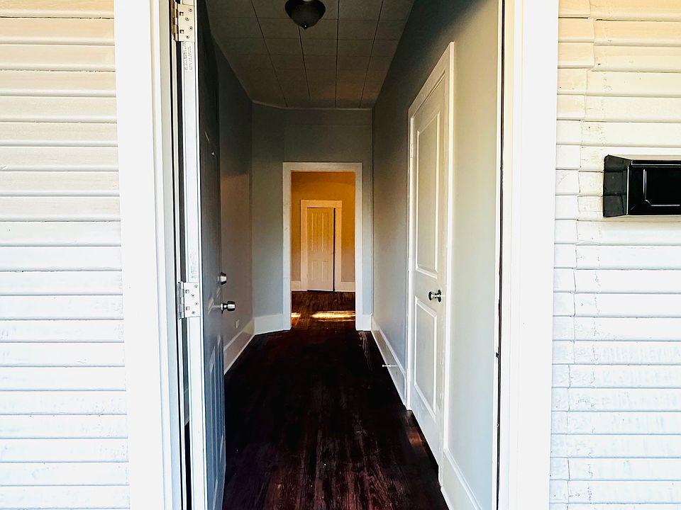 1st image of 513 E Barger St #A