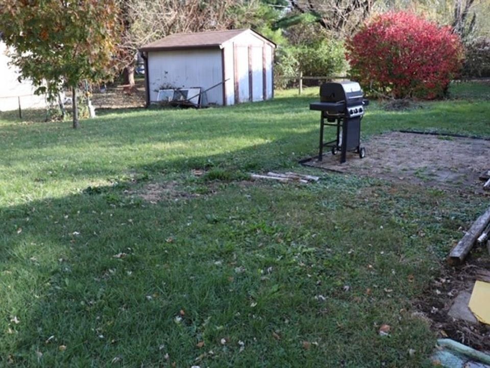 2nd image of 3507 Welch Dr