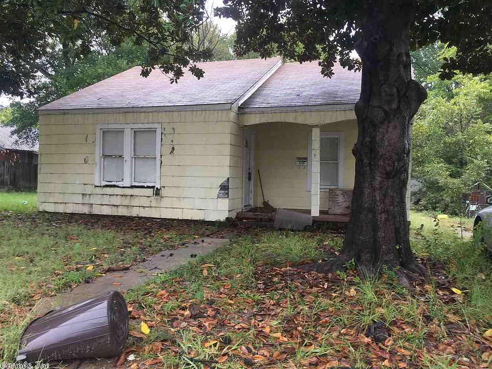 1st image of 1520 Grand Ave