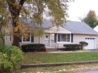 10001 E 34th St S, Independence, MO 64052