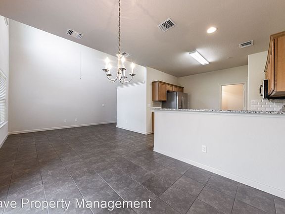 5th image of 1620 Bryant Dr Unit 802