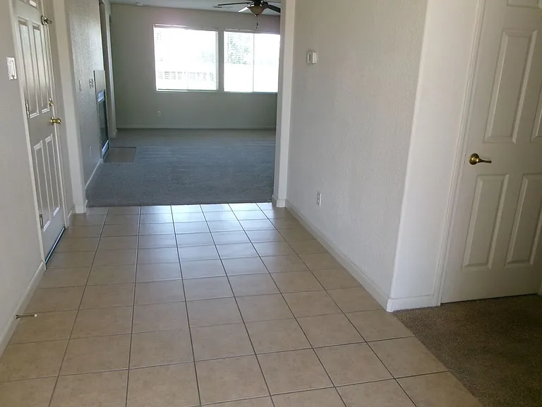 1508 Beck Cir — Photo 10