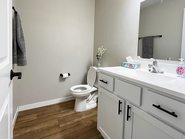 Fox Meadows Townhomes — Photo 11