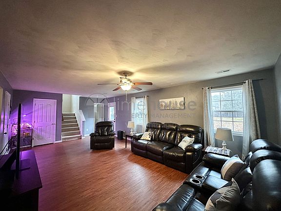 4th image of 4824 Kennebeck Ave