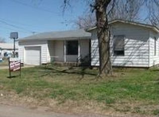 1007 Cleburne St, Vernon, TX 76384