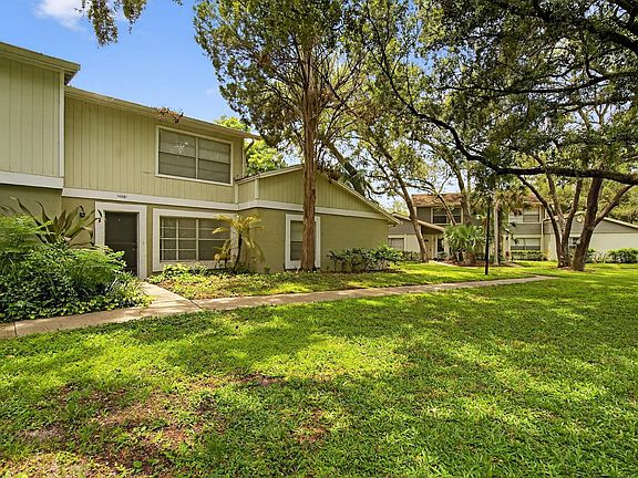 3rd image of 14661 Pine Glen Cir
