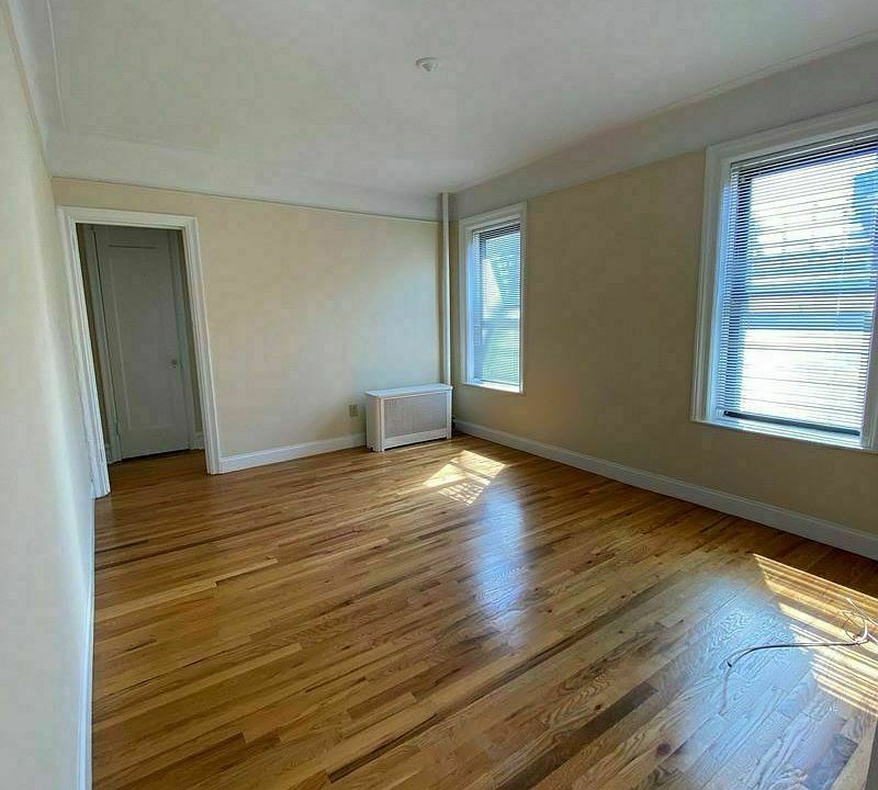 2nd image of 571 Ovington Ave #1P