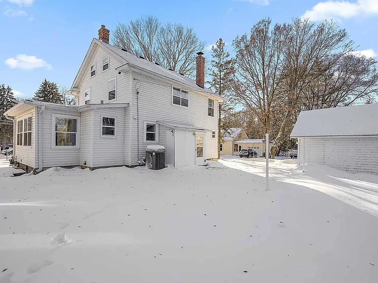 5912 Bartlett Blvd — Photo 48